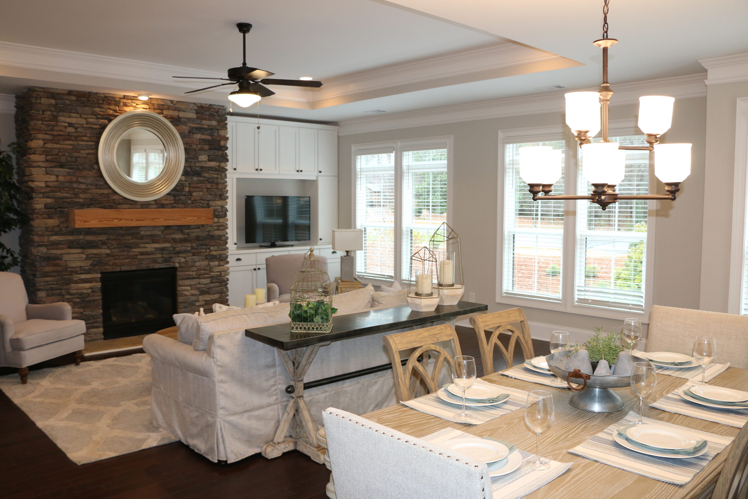 Dining Area of Water Oak Cottage at Sterling Estates