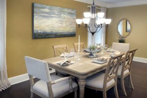 Dining Room with Décor